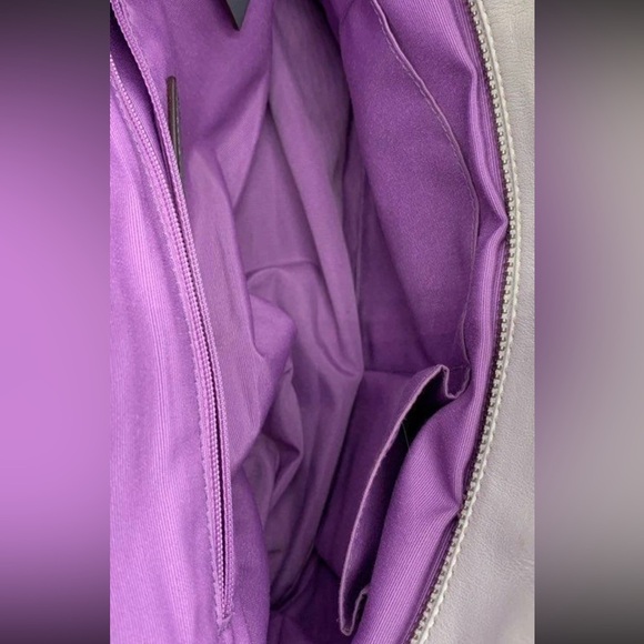 Coach Leather Shoulder Bag White and Gray - Picture 7 of 8